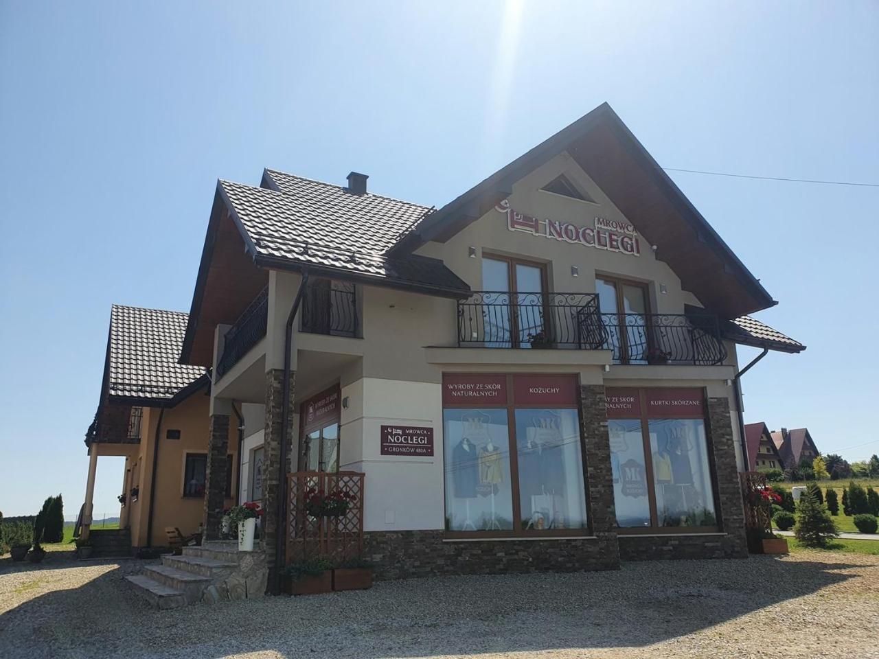 Mrowca Noclegi Pokoje Goscinne Gronkow Exterior photo